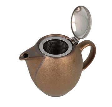 Oblique top view of the antique gold-colored ZERO JAPAN teapot with 350 ml capacity